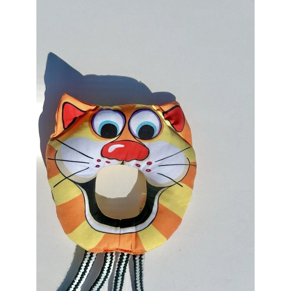 Fat Cat Catfisher Doorknob Hanger with 4 Dee-Lux Kitty Lures, Orange